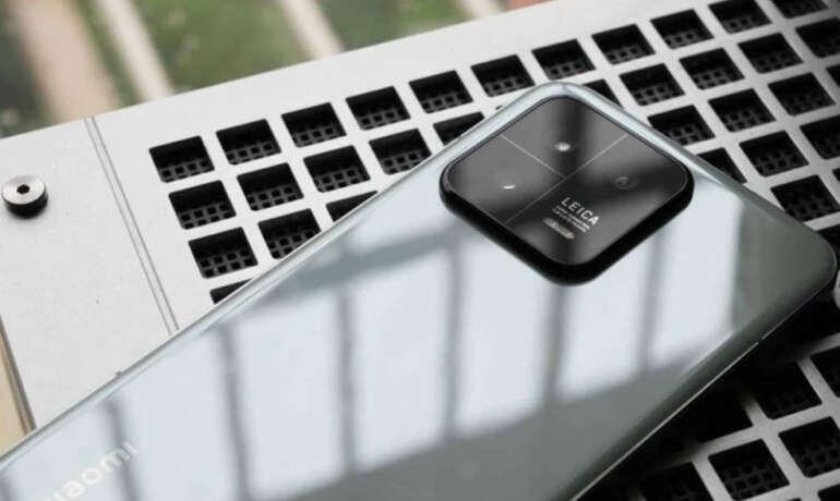 Xiaomi 15 Pro: поєднання класики та професійних інновацій