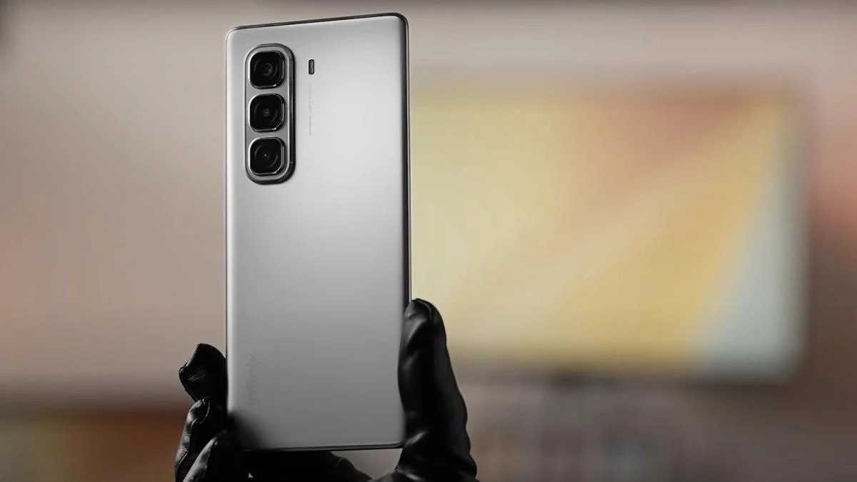 На ринку з’явився найтонший смартфон 2024 року: він коштує трохи дорожче $200