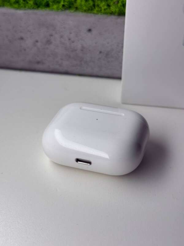 Наушники Apple AirPods 3 with Lightning Charging Case (MPNY3TY/A) (Б/В)  - Зображення 3