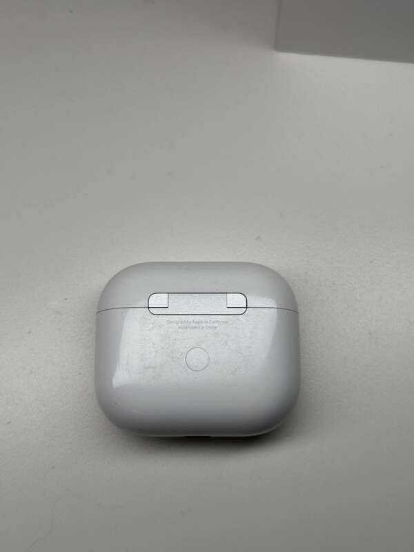 Наушники Apple AirPods 3 with Lightning Charging Case (MPNY3TY/A) (Б/В)  - Зображення 4