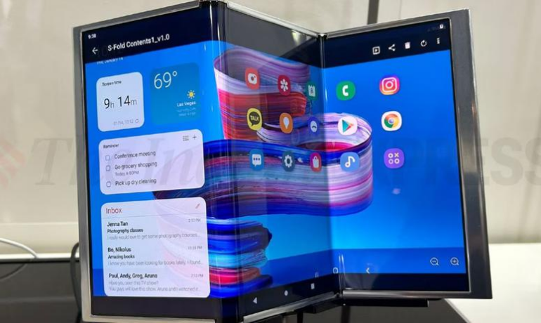 До кінця 2025 року Samsung представить свій перший смартфон із потрійним складаним дисплеєм