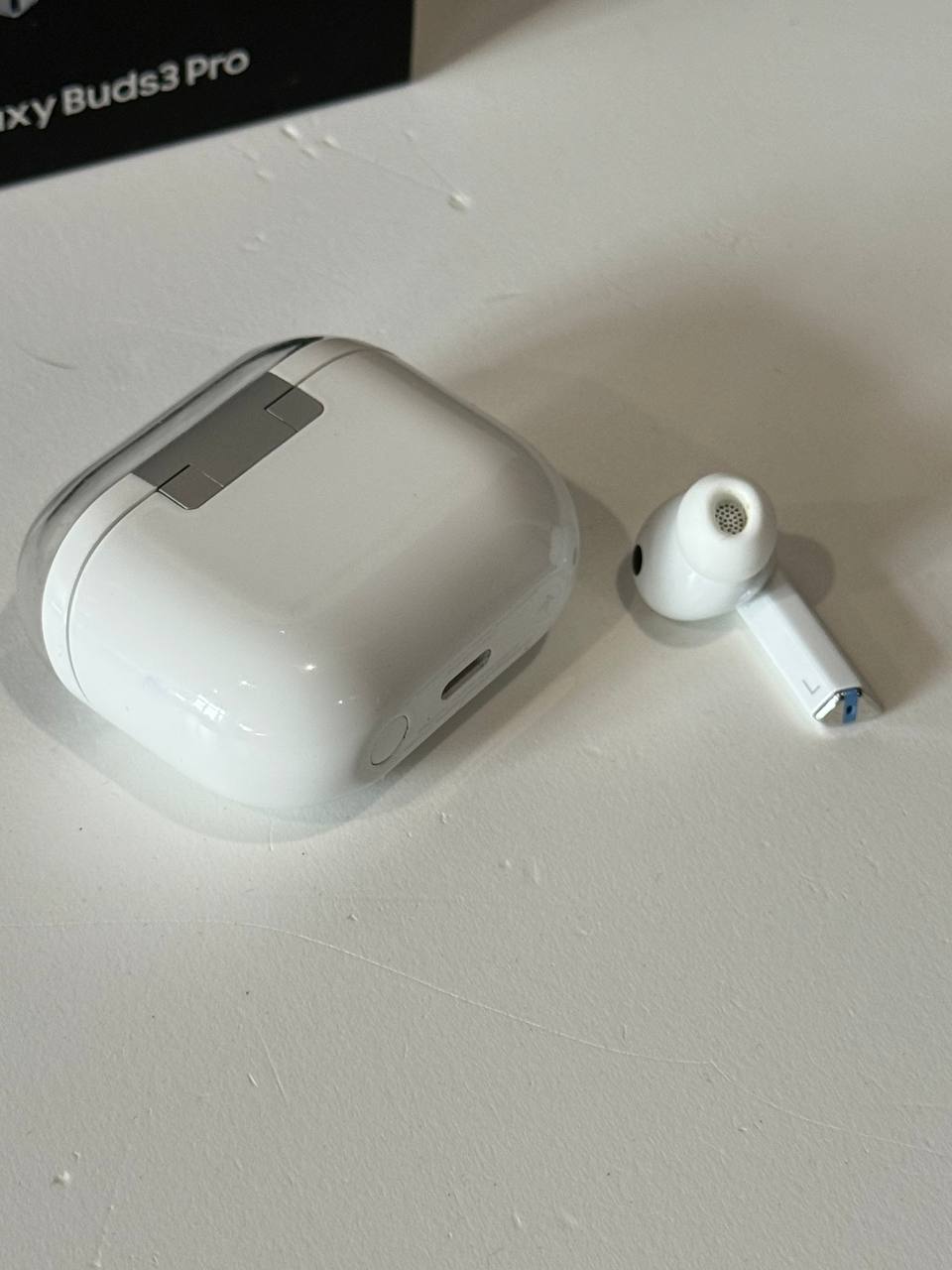 Лівий навушник + кейс Samsung Galaxy Buds 3 Pro White - Elffix